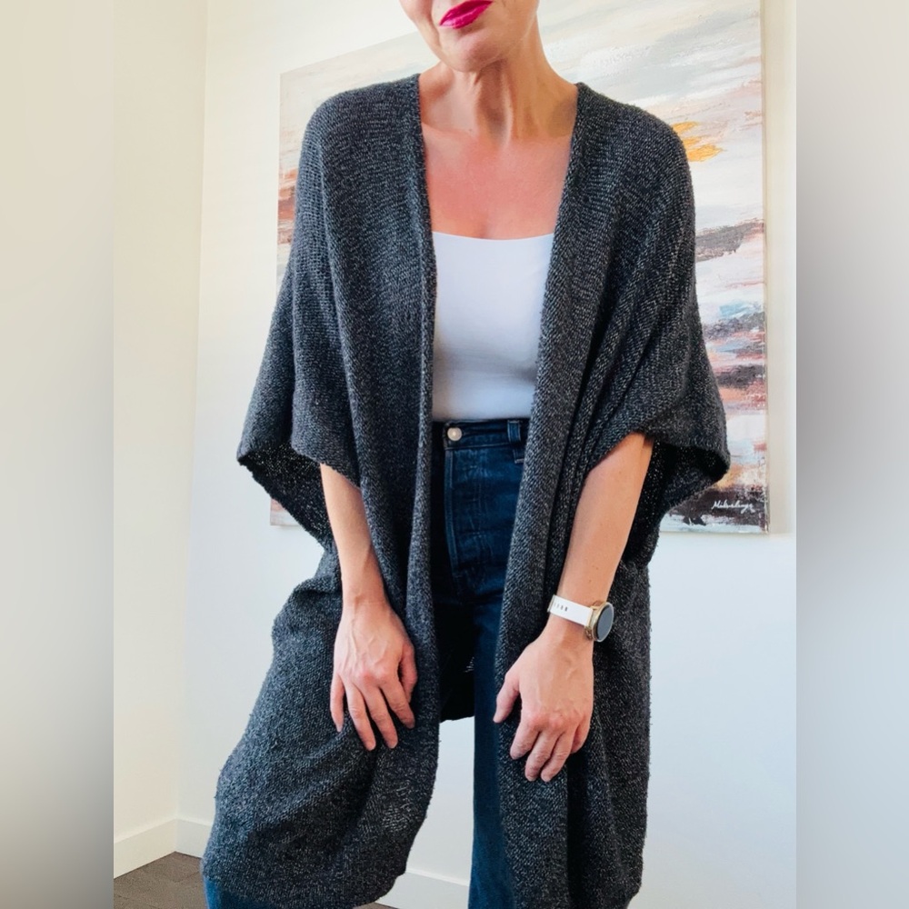 ARITZIA Community Ionic Cape Cardigan Sweater Marled Black/Grey